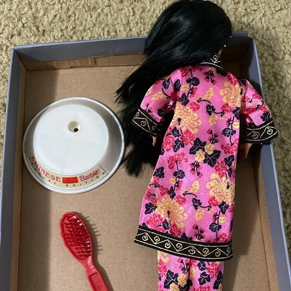 Vintage Barbie, Chinese limited edition + brush + base - Picture 8 of 11